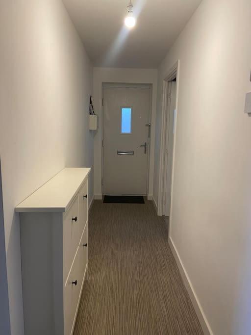 2 Bedroom Private Spacious Apartment In West Midlands Бірмінгем Екстер'єр фото